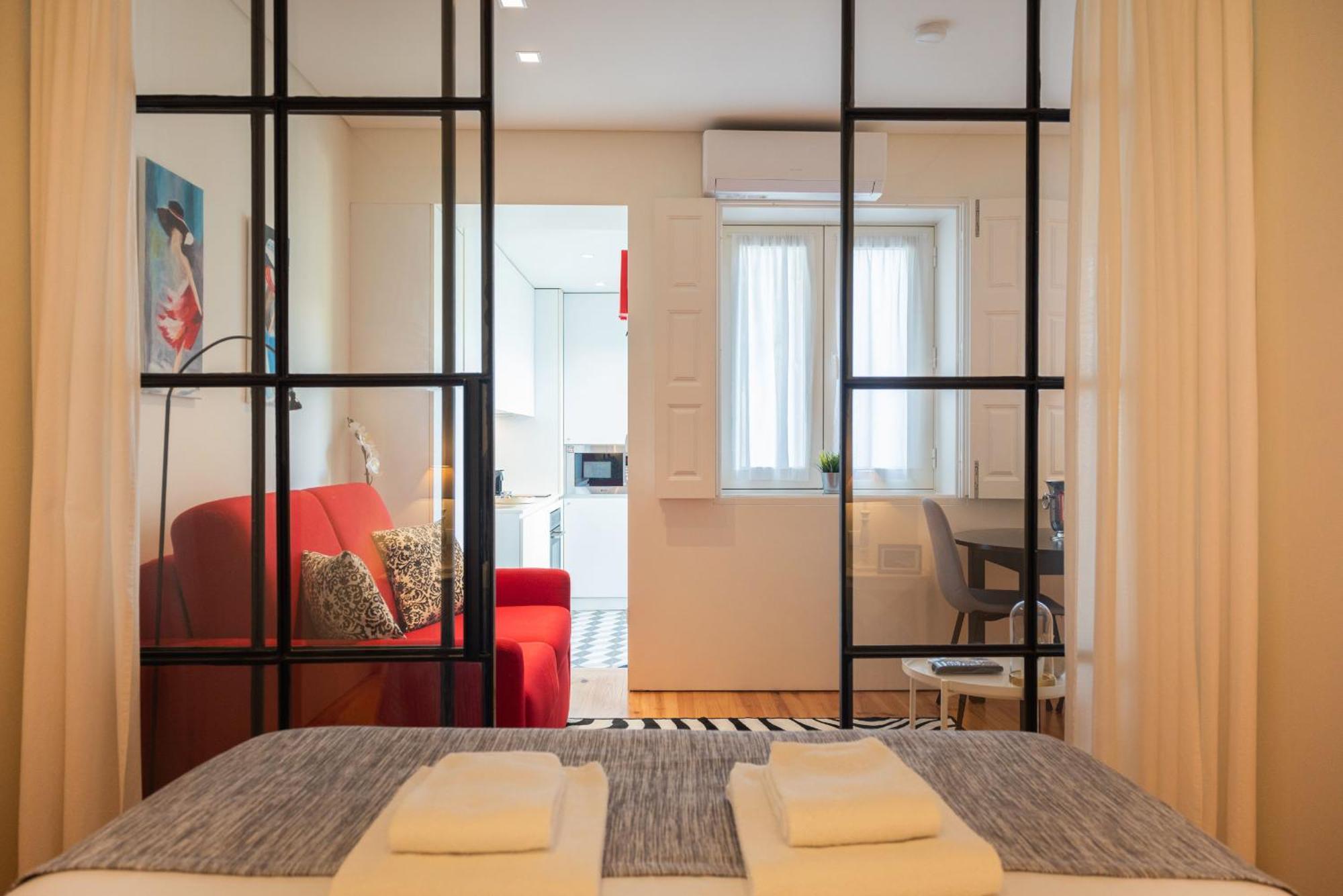 Modern Loft W Ac Downtown And Metro Oporto